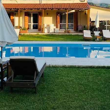 The Mansion Of Dionisos And Dimitras Willa *