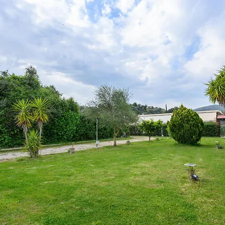 Villa The Mansion Of Dionisos And Dimitras Linaria (Ilia)
