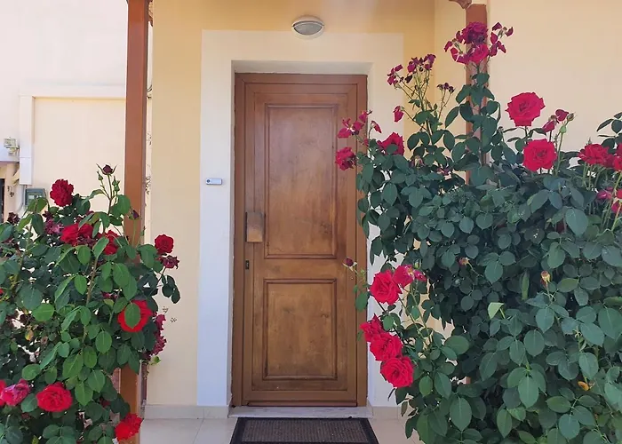 The Mansion Of Dionisos And Dimitras Villa *