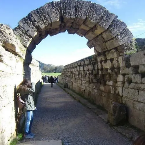 The Mansion Of Dionisos And Dimitras *